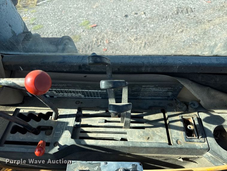 image for item DY8240 1992 John Deere 8960 4WD bi-directional tractor