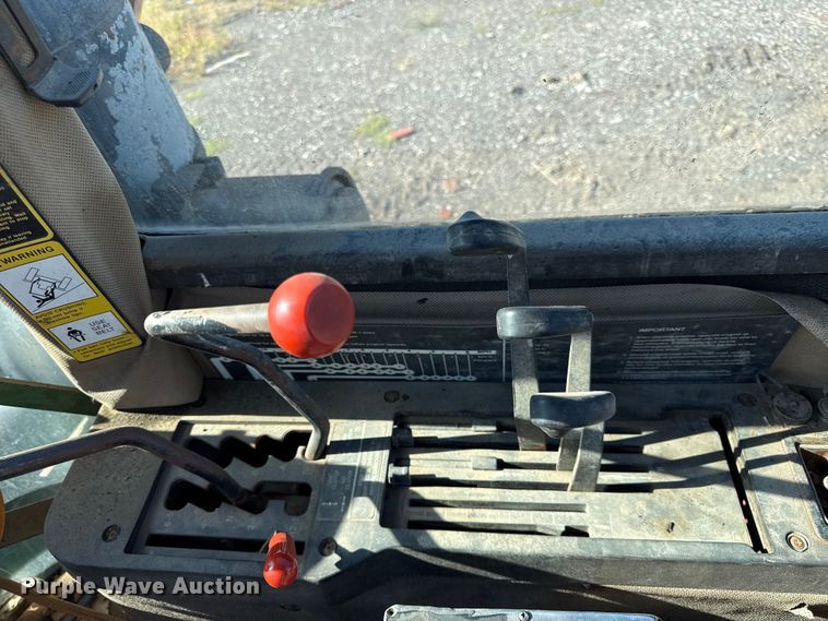 image for item DY8240 1992 John Deere 8960 4WD bi-directional tractor