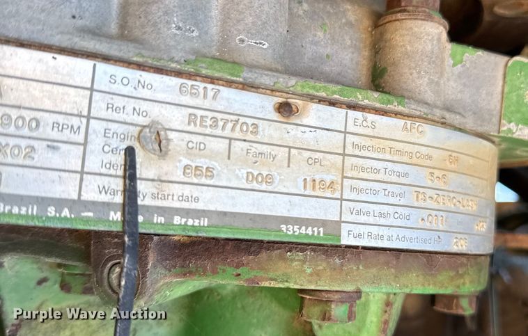 image for item DY8240 1992 John Deere 8960 4WD bi-directional tractor