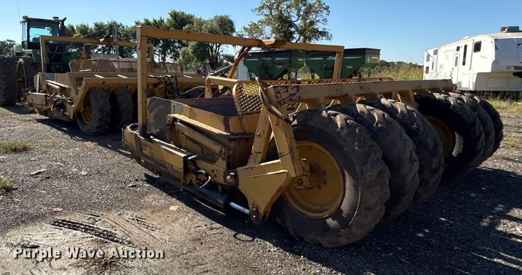 image for item DY8241 (2) Reynolds pull type scrapers