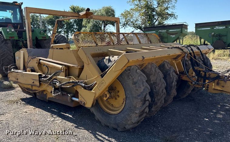 image for item DY8241 (2) Reynolds pull type scrapers