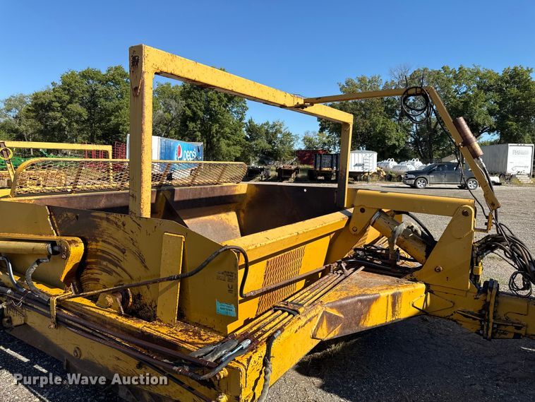 image for item DY8241 (2) Reynolds pull type scrapers