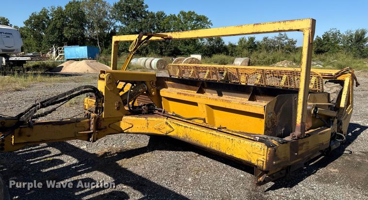 image for item DY8241 (2) Reynolds pull type scrapers