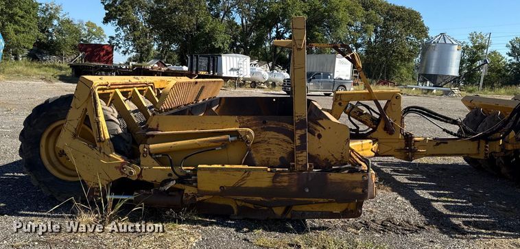 image for item DY8241 (2) Reynolds pull type scrapers