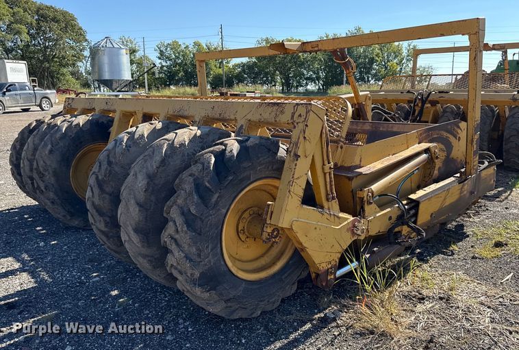 image for item DY8241 (2) Reynolds pull type scrapers