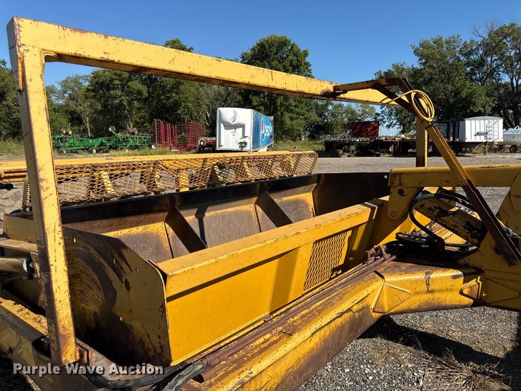 image for item DY8241 (2) Reynolds pull type scrapers