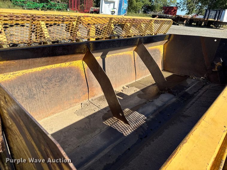 image for item DY8241 (2) Reynolds pull type scrapers