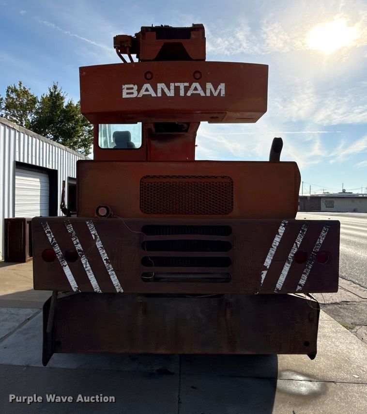 image for item DY8247 1981 Bantam S588B crane