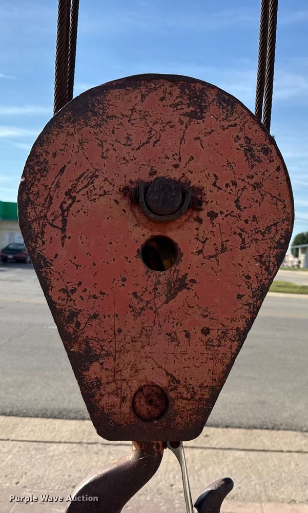 image for item DY8247 1981 Bantam S588B crane