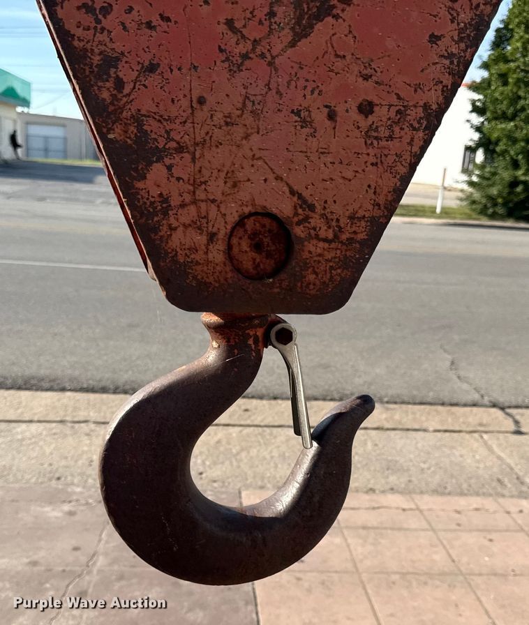 image for item DY8247 1981 Bantam S588B crane