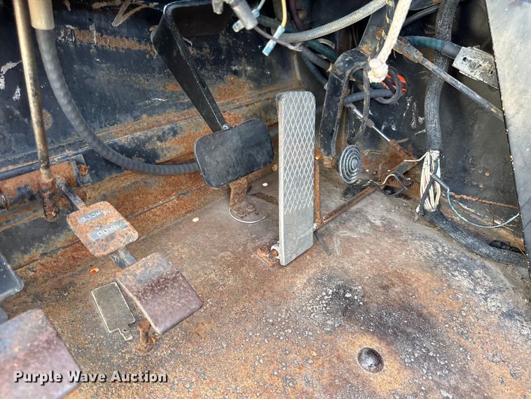 image for item DY8247 1981 Bantam S588B crane