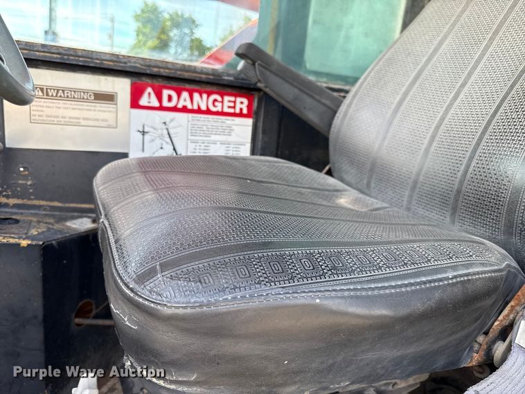 image for item DY8247 1981 Bantam S588B crane