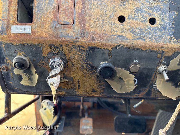 image for item DY8247 1981 Bantam S588B crane