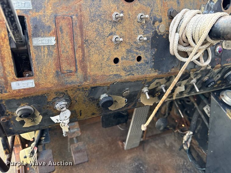 image for item DY8247 1981 Bantam S588B crane