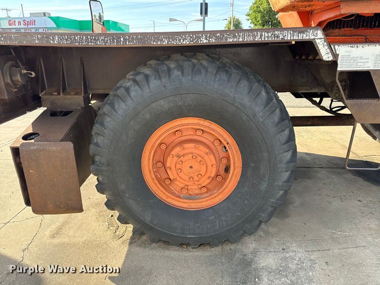 image for item DY8247 1981 Bantam S588B crane