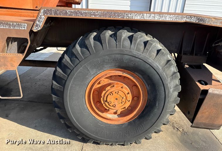 image for item DY8247 1981 Bantam S588B crane