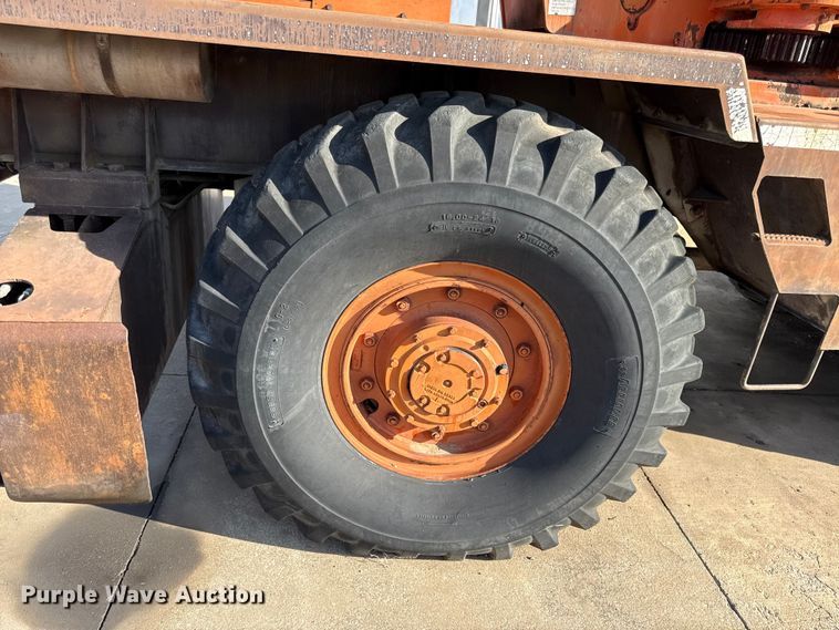 image for item DY8247 1981 Bantam S588B crane