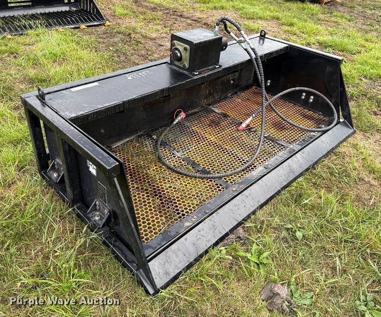 image for item DY8262 2025 GIYI VB59 skid steer vibratory screening bucket