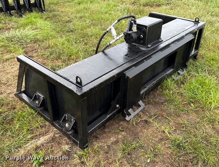 image for item DY8262 2025 GIYI VB59 skid steer vibratory screening bucket