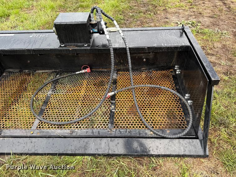 image for item DY8262 2025 GIYI VB59 skid steer vibratory screening bucket