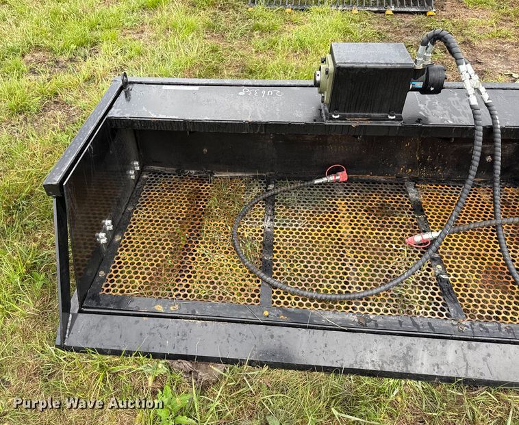 image for item DY8262 2025 GIYI VB59 skid steer vibratory screening bucket