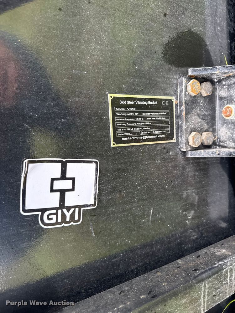image for item DY8262 2025 GIYI VB59 skid steer vibratory screening bucket