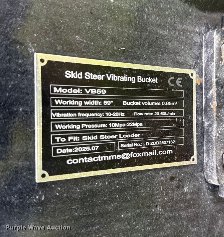 image for item DY8262 2025 GIYI VB59 skid steer vibratory screening bucket