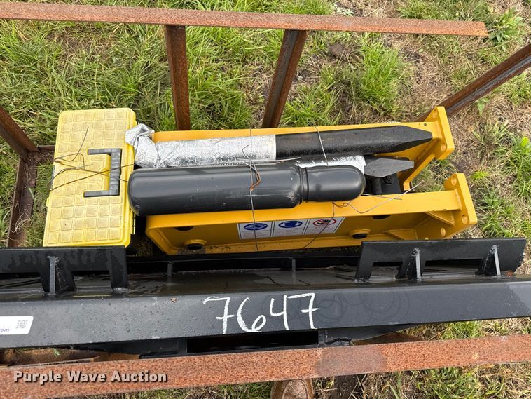 image for item DY8264 2024 AGT skid steer breaker