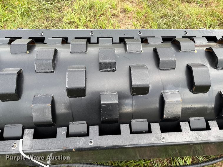 image for item DY8266 2025 GIYI CW59 Skid steer vibratory drum roller