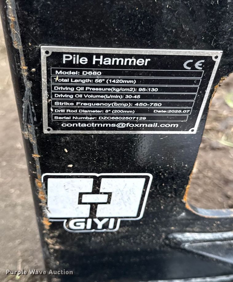 image for item DY8279 2025 GIYI D680 skid steer post driver