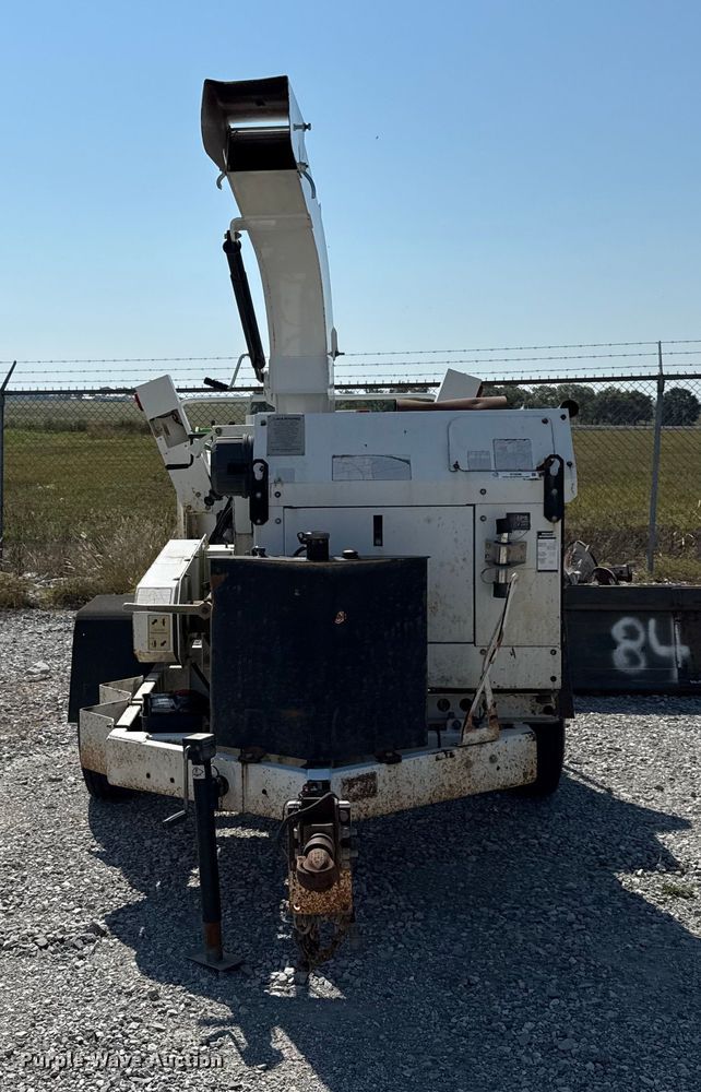 image for item DY8290 2012 Altec CFD-1217 wood chipper