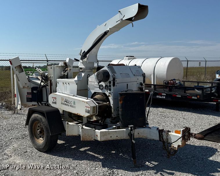 image for item DY8290 2012 Altec CFD-1217 wood chipper