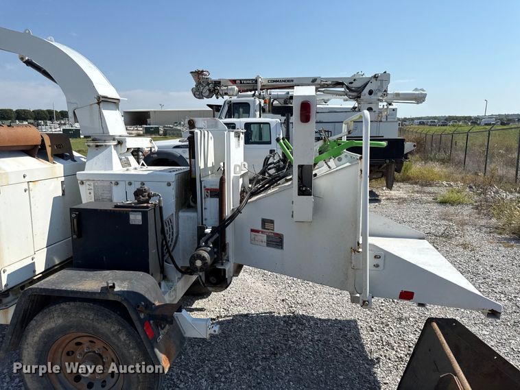 image for item DY8290 2012 Altec CFD-1217 wood chipper