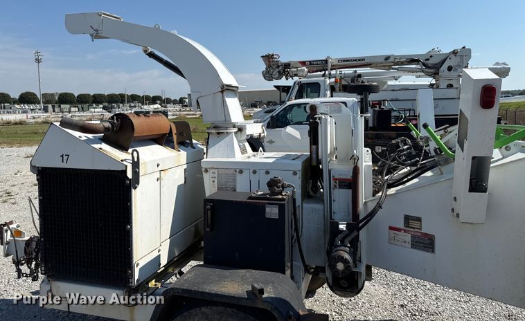 image for item DY8290 2012 Altec CFD-1217 wood chipper