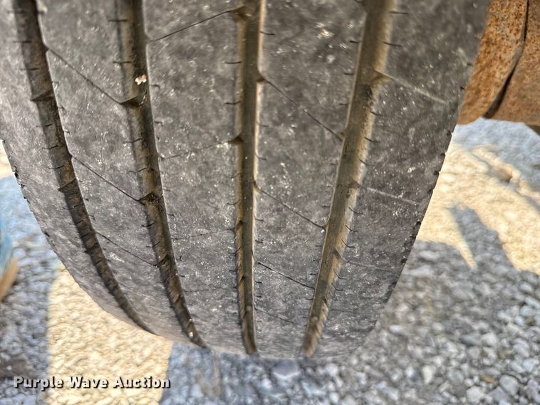 image for item DY8290 2012 Altec CFD-1217 wood chipper