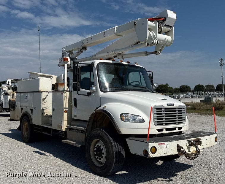 CAMIóN CON CANASTILLA 2012 FREIGHTLINER TEREX