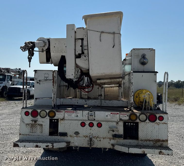 image for item DY8291 2012 Freightliner Business Class M2 bucket truck