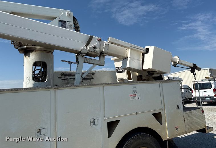 image for item DY8291 2012 Freightliner Business Class M2 bucket truck