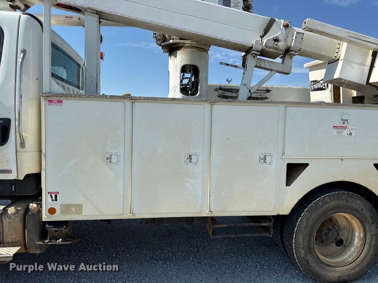 image for item DY8291 2012 Freightliner Business Class M2 bucket truck