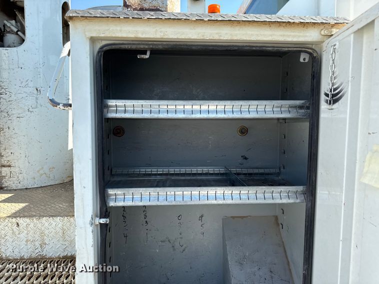 image for item DY8291 2012 Freightliner Business Class M2 bucket truck