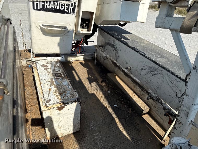 image for item DY8291 2012 Freightliner Business Class M2 bucket truck