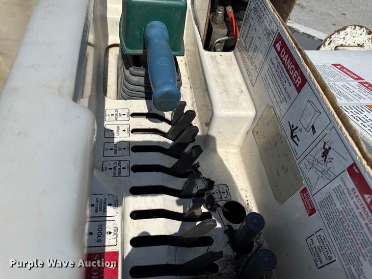 image for item DY8291 2012 Freightliner Business Class M2 bucket truck