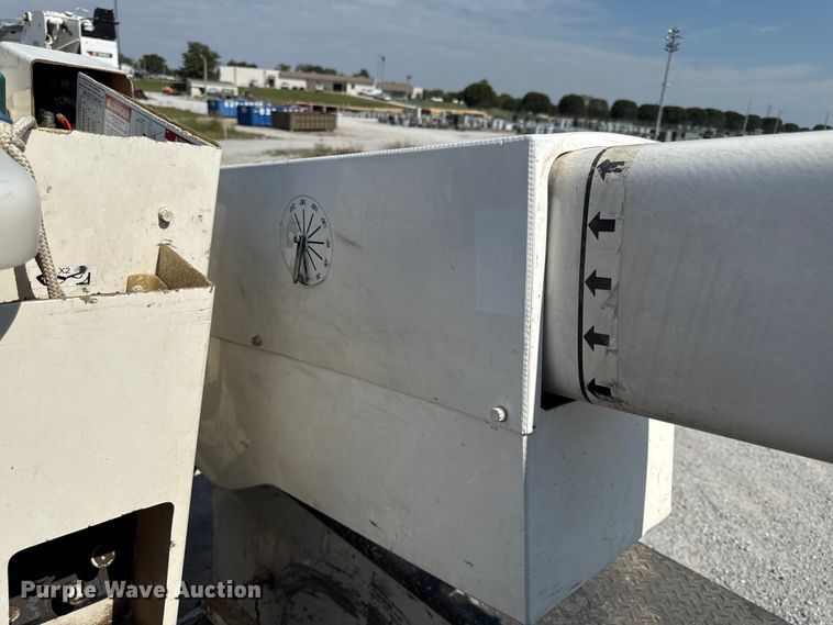 image for item DY8291 2012 Freightliner Business Class M2 bucket truck