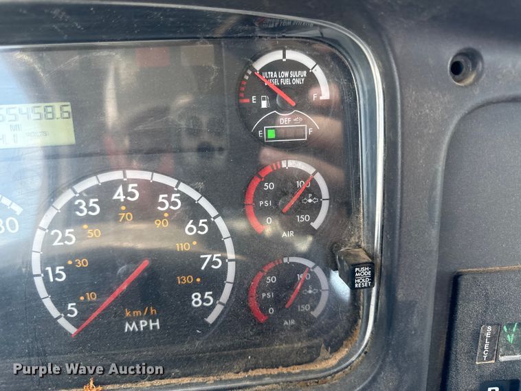 image for item DY8291 2012 Freightliner Business Class M2 bucket truck