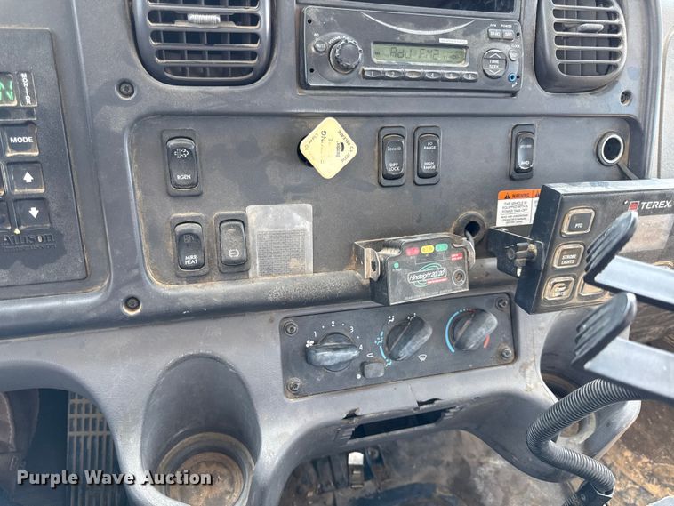 image for item DY8291 2012 Freightliner Business Class M2 bucket truck