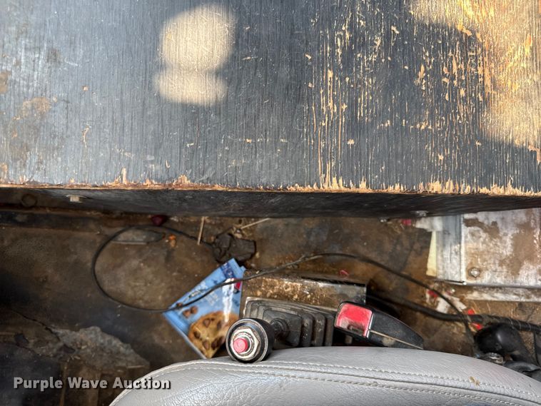 image for item DY8291 2012 Freightliner Business Class M2 bucket truck