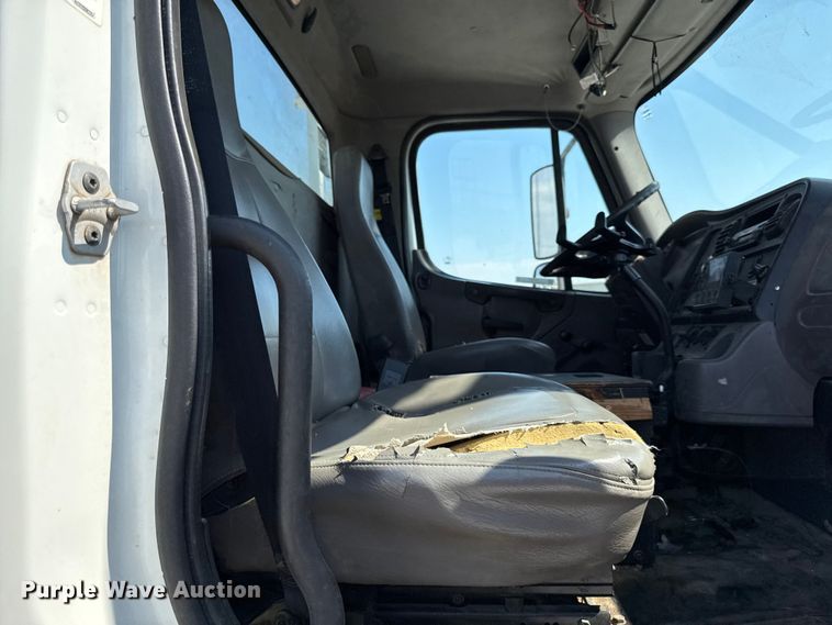 image for item DY8291 2012 Freightliner Business Class M2 bucket truck