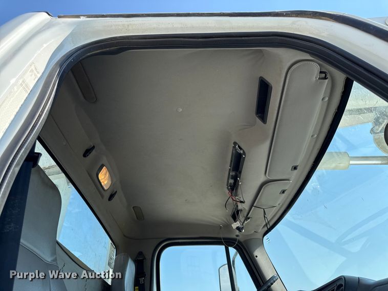 image for item DY8291 2012 Freightliner Business Class M2 bucket truck