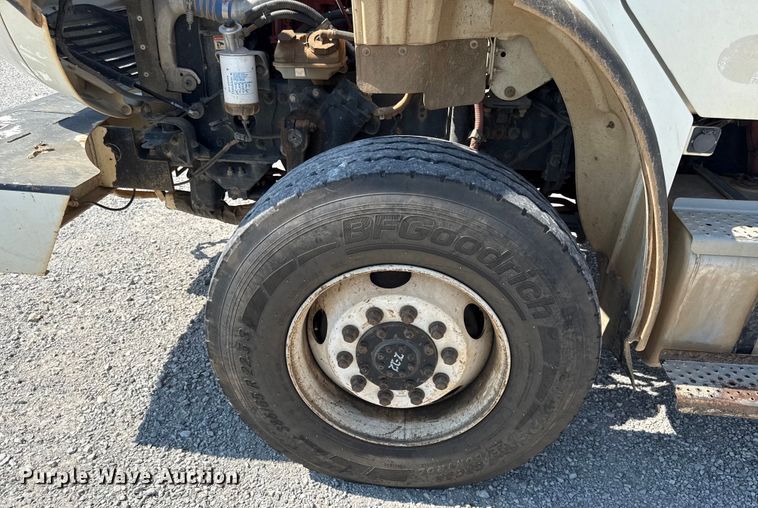 image for item DY8291 2012 Freightliner Business Class M2 bucket truck