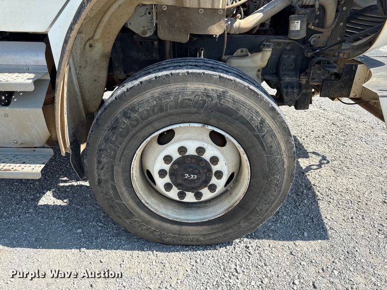 image for item DY8291 2012 Freightliner Business Class M2 bucket truck